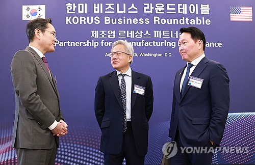 이재용 회장과 젠슨황 CEO, 최태원 회장