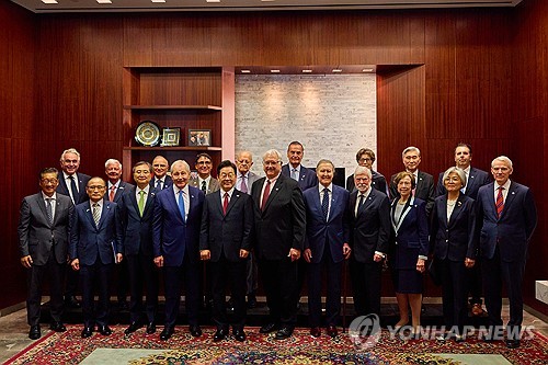李대통령 "한미동맹, 외교정책의 근간…전략동맹으로 발전"_정지서