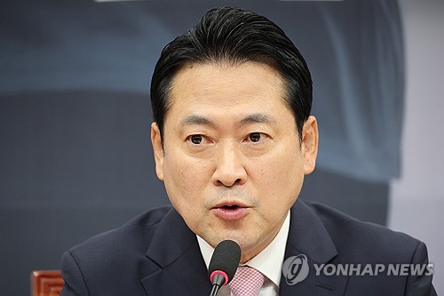 장동혁 "비정상적인 한미 정상회담…선물 공세만 하다 끝나"_온다예