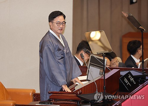 우원식 "내년 지방선거일 개헌 '1차 시한'…개헌특위 구성 요청"_온다예