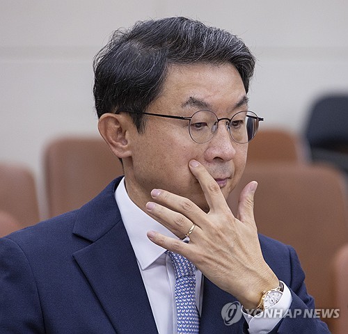 이억원, 금융위 해체설부터 갭투자 의혹까지…인사청문회 '진땀'(종합)_이현정