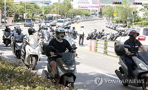 HD현대重, 협력사에 인당 최대 1천200만원 성과급…동종업계 최대_한종화