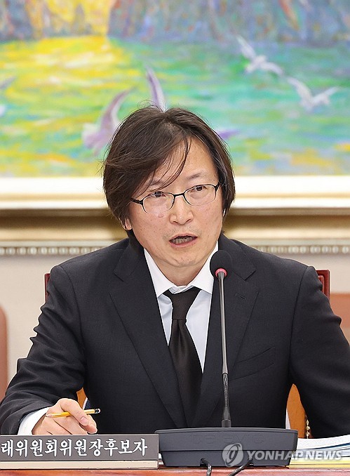 주병기 후보자 "온플법에서 갑을관계 개선은 통상이슈에서 자유롭다"_김용갑