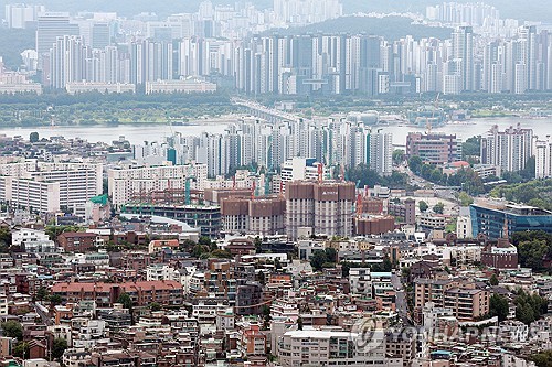 서울 남산에서 바라면 서울 시내 아파트