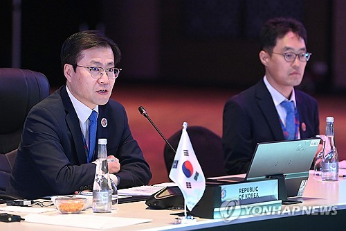 정책 소개부터 관세 협의까지…눈코 뜰 새 없는 통상본부장_유수진