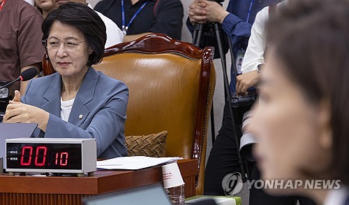 방송미디어통신위원회 설치법, 與 주도 법사위 통과(종합)_황남경