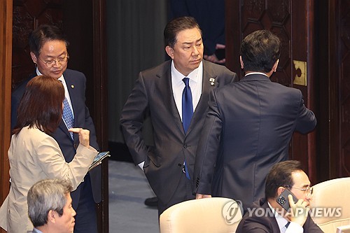 與 "정부조직법 수정안 등 4개 법안 오늘 본회의 상정"_온다예