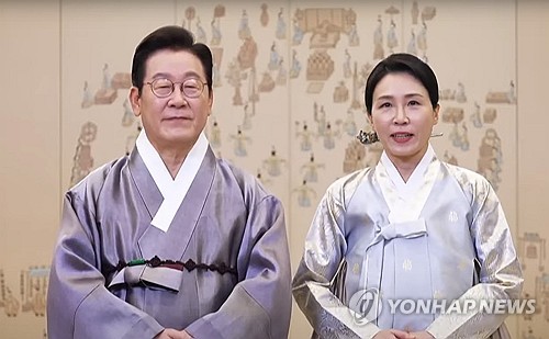 李대통령 "국민 살림살이 풍족해지게 국정에 최선"_정지서