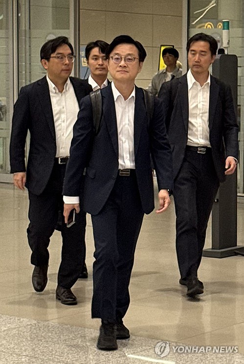 대통령실, 오늘 오후 3실장 회의…관세협상 대책 논의_정지서