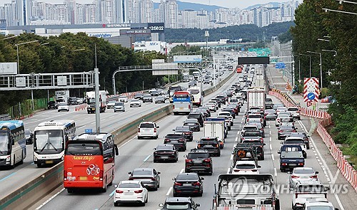 9월 자동차보험 손해율 93%…3분기 누적 85.4%_이수용