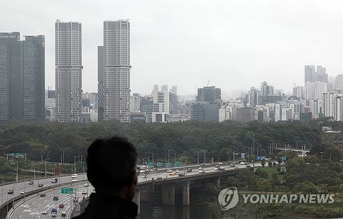 금융당국 "은행 대출 과당경쟁 자제하라…필요시 추가 대책"_이현정