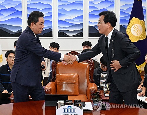 여야, 26일 일요일 본회의 개최 합의…70여건 민생법안 처리_황남경