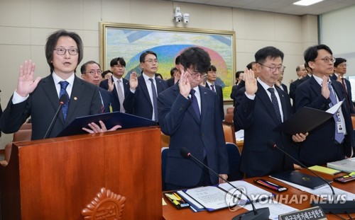 주병기, 대부업 논란 '명륜진사갈비'에 "법 위반 살펴보는 중"_김용갑