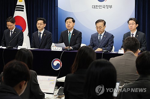 [10·15 대책] 연소득 1억 차주 대출한도 최대 14.7% 줄어든다(종합)_윤슬기