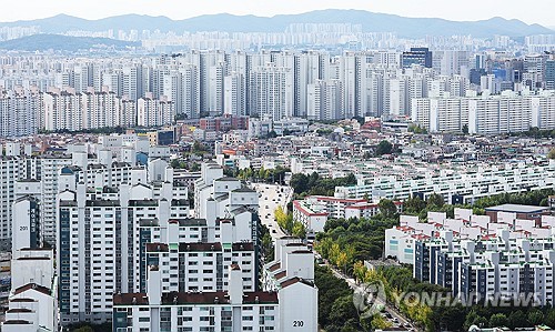 與, '문재인 시즌2' 국힘 비판에 "필요한 건 투기 거품 빼는 것"_황남경
