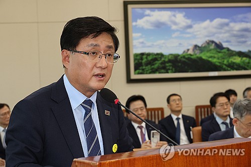 국회 환노위, 기후부와 늦은 에너지 상견례…전기료 인상 등 공방_윤은별