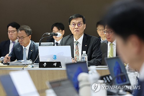 이창용 "서울 예정 오피스, 주택으로 바꿔 획기적으로 공급 늘릴 필요"_손지현