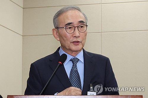 김영섭 KT 대표 "죄송합니다…정말 부실하게 관리됐다"_윤영숙