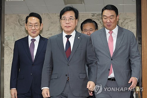 국힘 "코스피 4,000 자화자찬 말고 냉정하게 현실 직시할 때"_온다예
