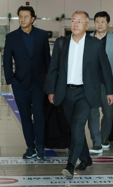 무뇨스 현대차 CEO, 車 관세 15%에 "美 가격 경쟁력 유지"_윤은별