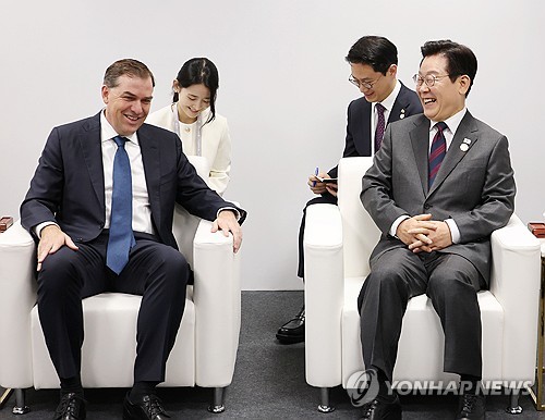[APEC2025] 李대통령 만난 글로벌 7개 기업 "한국에 90억弗 투자"(종합)_온다예