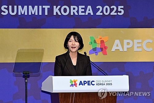 네이버 "GPU 포함 인프라 투자에 1조…내년 봄 쇼핑 에이전트 출시"_윤영숙