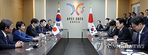 李대통령 "한일 깊은 인연"…다카이치 "중요한 이웃 나라"_정지서