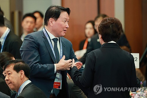 대한상의, '상속세 부담에 2천400명 이민' 자료 낸 임원 해임_한종화