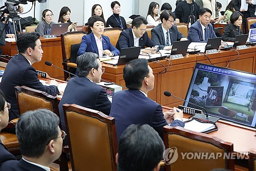 "김현지가 김병기보다 위" 주진우 SNS에 대통령실 국감 또 파행_온다예