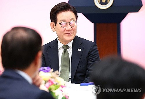 李대통령 지지율 61%…민주당 42%·국민의힘 21%[NBS]_황남경