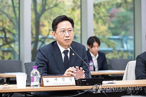 배경훈 부총리, 정기선 만나 'K-조선' AI 협력…"AI가 조선업 경쟁력 좌우"_최정우