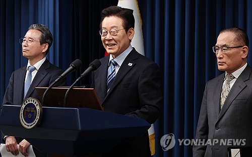 한미 팩트시트 발표에 與 "실용외교 결실"…野 "백지시트"_황남경