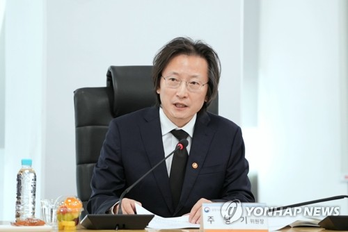 주병기 공정위원장 "공정거래법 개정보다 특별법 통해 규제 완화해야"_정필중