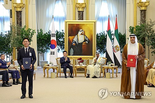 배경훈 부총리, UAE 국영기업 'G42' CEO 면담…첨단산업 협력키로_최정우