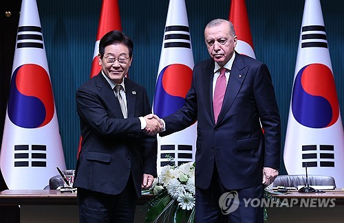 李대통령 "튀르키예는 혈맹…바이오·원전·방산 공동 협력"_정지서