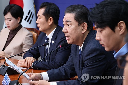 김병기 "대미투자특별법은 국익특별법…현장 요구 듣고 꼼꼼히 보완"_황남경