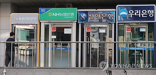 '불장'에 가계대출 관리 비상…은행권, 한도 줄이고 문턱 높인다_유수진