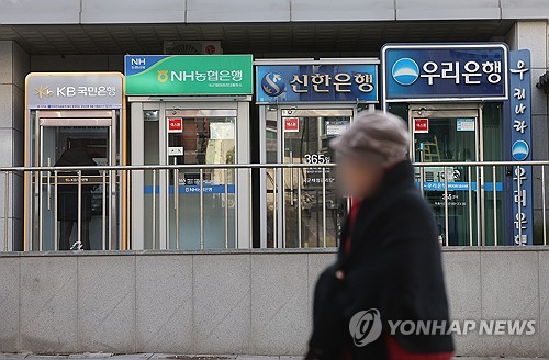 [대출 억제책] 금융위 "대출규제 완화 없다…생산적금융 일괄 추진"_정원