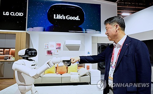 LG전자 류재철 CEO "장기간 로봇 전문성 구축…구글·엔비디아와 협력"_김학성