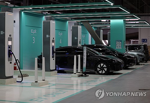 작년 글로벌 전기차 배터리 韓3사 점유율 15.4%…3.3%p↓_김학성