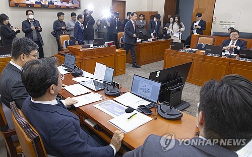 "한국거래소 양적확장에만 치중해선 안돼…거래시간 연장 충분히 검토해야"_박경은
