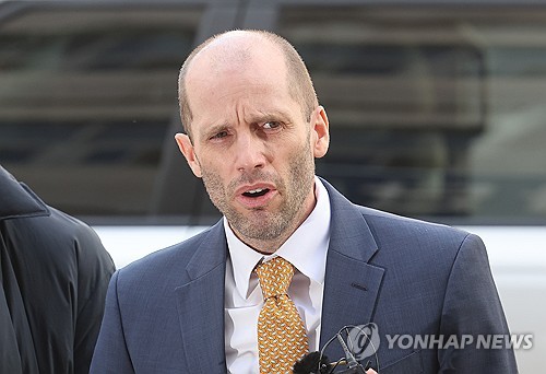 로저스 쿠팡 대표, 19일 야간배송 체험…청문회 후속조치_김용갑