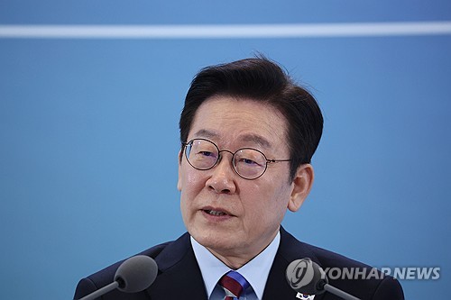李대통령 "대한상의, 가짜뉴스 유포 엄중 책임 물을 것"_온다예