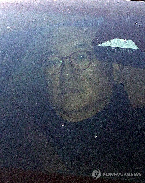 '尹 비서실장' 정진석, 보선 불출마 선언…"평당원으로 백의종군"_황남경