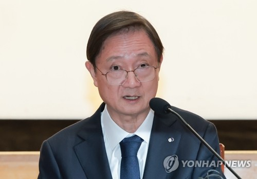 보험사 CEO 만난 이찬진 "소비자보호 최우선…건전 영업 관행 갖춰야"_이수용