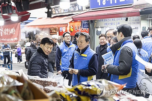 신한 포용금융 치켜세운 금융위…차별화 통했다_정원