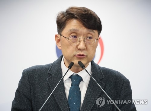 정부, 휴대전화 개통 때 안면인증 도입…대포폰 차단 강화(종합)_윤영숙
