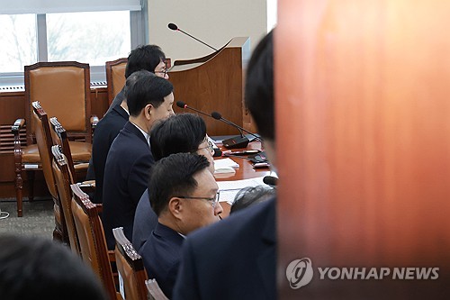 美 관세 압박 속 국회 대미투자특위 첫 회의…시작부터 파열음_온다예