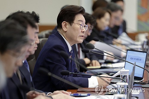 李대통령, 납품대금 조기 지급 삼성·LG에 "감사드린다"_온다예