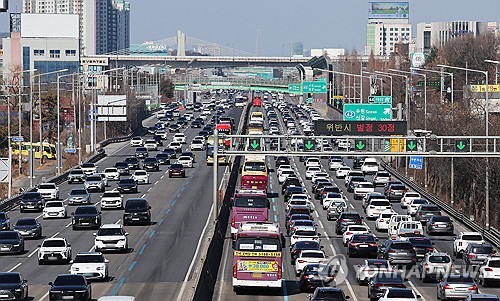 지난달 車보험 손해율 86.2%…손실 부담 지속_이수용